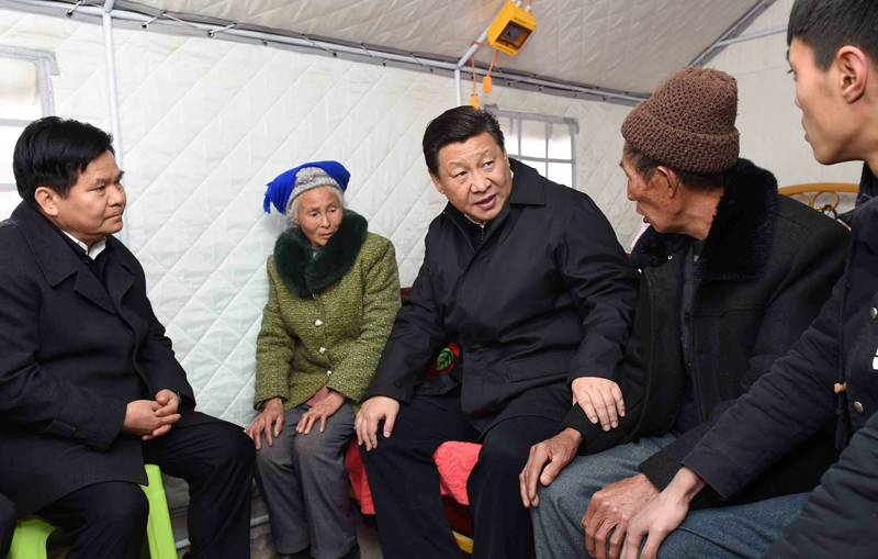 2015��1��19�գ�������������ϰ��ƽ�������������³����Сկ��ʼ�կ�����������ɰ��ٵ㣬������������̽������Ⱥ�ڸ����Һ������ϰ�����帻����������������