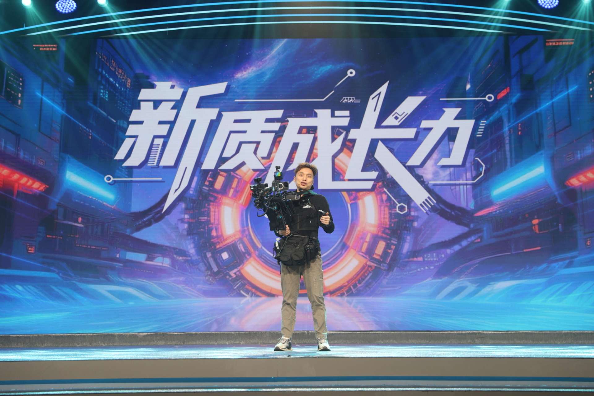 ���ʡ���������